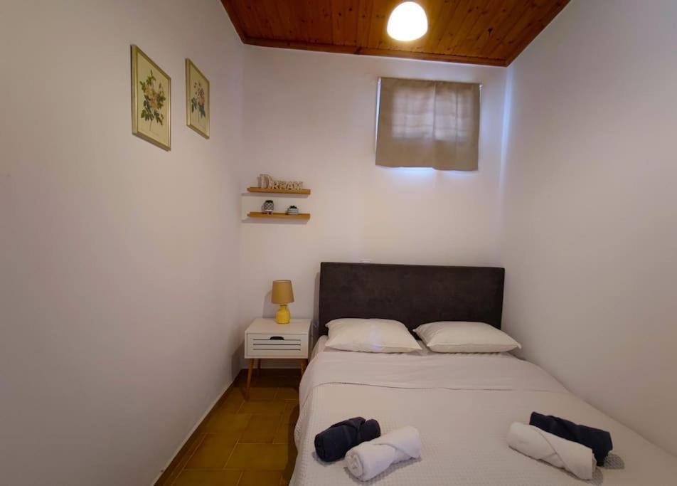 Seaside Escape Apartament Goúrnes